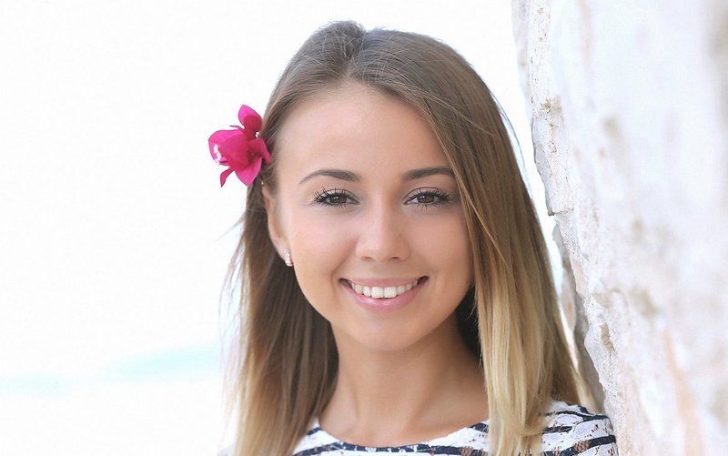 Александра, 23